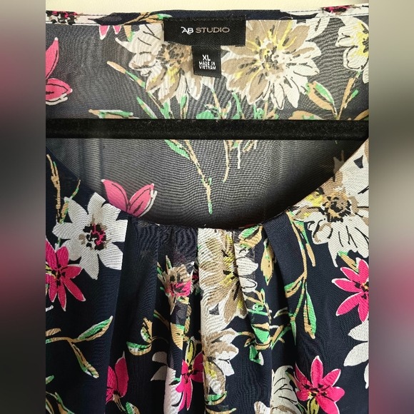 AB Studio XL Navy Blue Floral Sleeveless Midi Dress- Very Flattering! - Picture 3 of 7